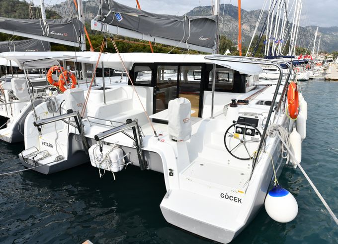 Excess Catamarans Excess 11