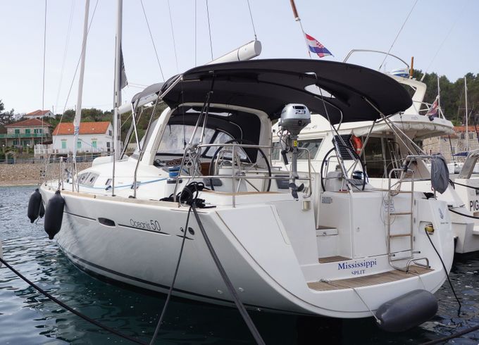 Beneteau Oceanis 50 Family