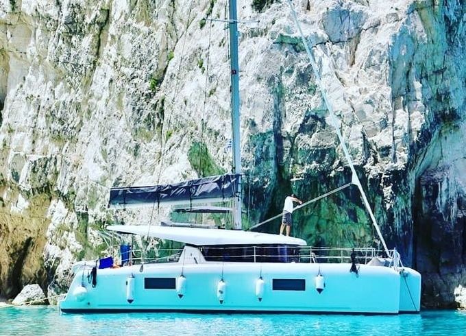 Lagoon 42