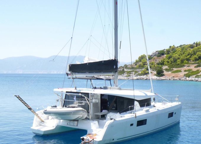 Lagoon 42