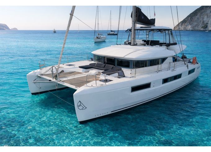 Lagoon 50