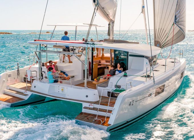 Lagoon 42