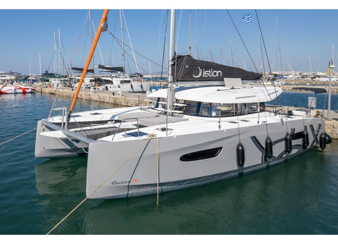 Excess Catamarans Excess 14 A/c & Gen & Wm
