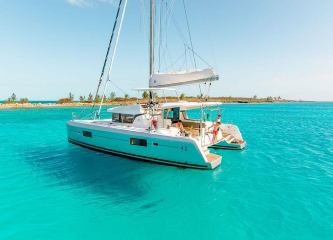 Lagoon 42