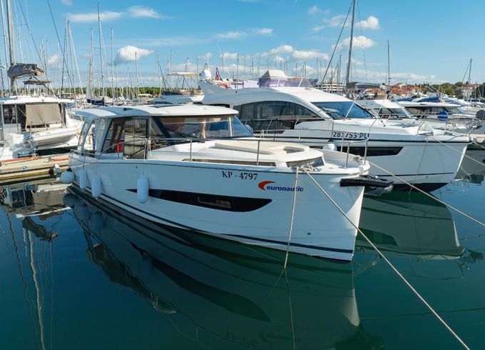 Greenline Yachts Greenline 39