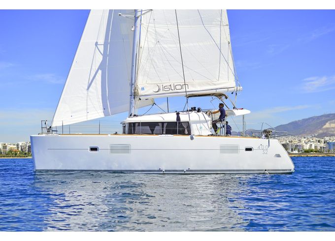 Lagoon 400 S2 A/c & Gen
