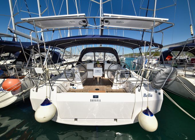 Bavaria C42