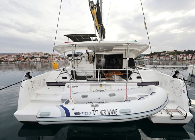 Lagoon 42