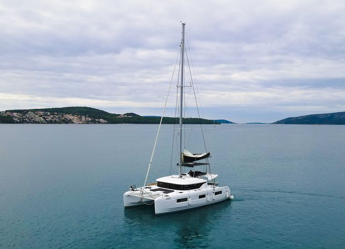 Lagoon 46 Fly