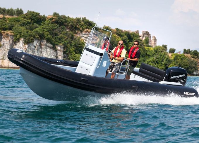 Valiant 760 Sport
