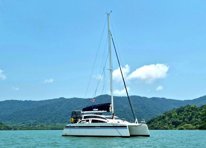 Island Spirit Yachts Island Spirit 38