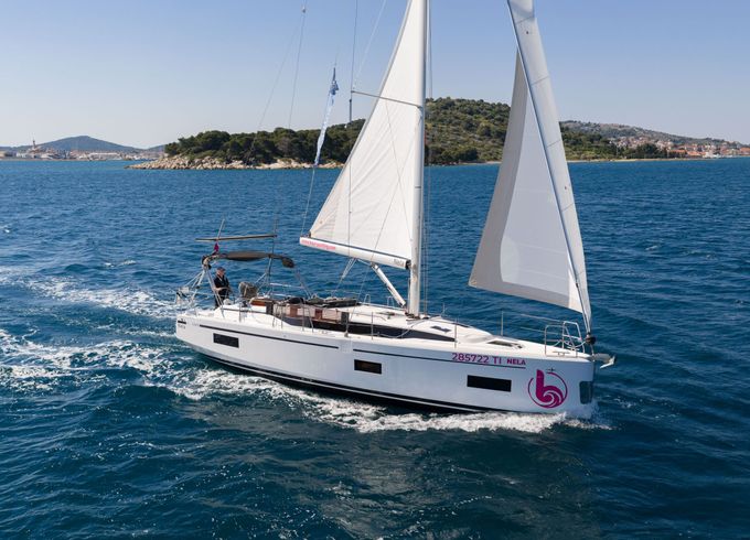 Bavaria C38