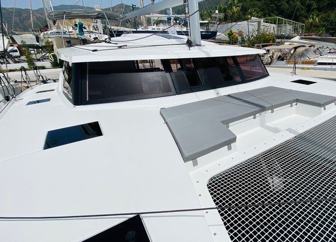 Fountaine Pajot Astréa 42 (4+2)