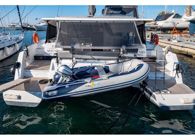 Fountaine Pajot Isla 40
