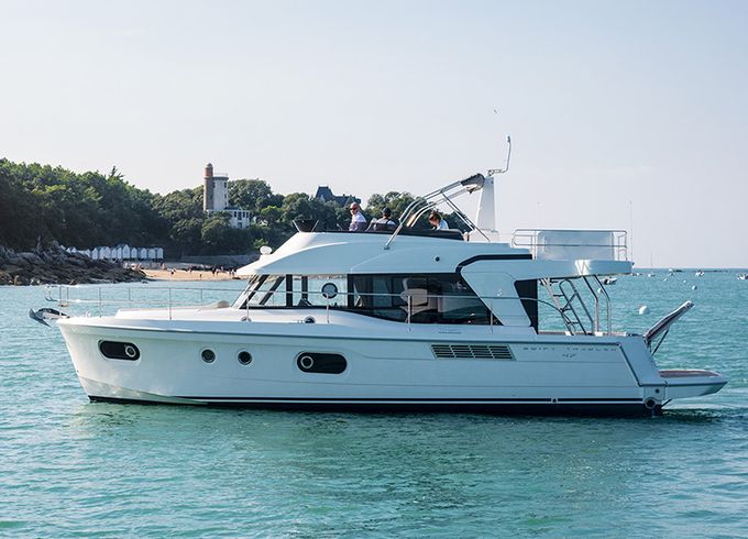 Beneteau S. Trawler 47