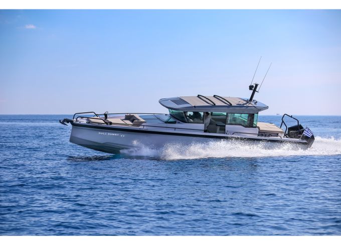 Axopar 37 Xc Cross Cabin (2 Cabins)