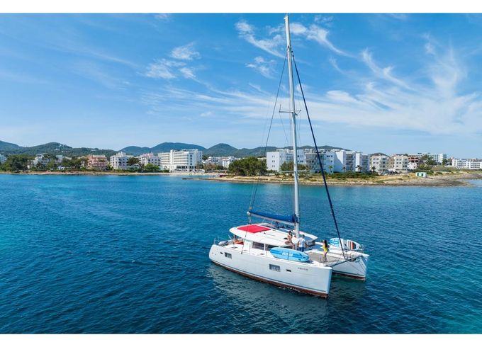Lagoon 400