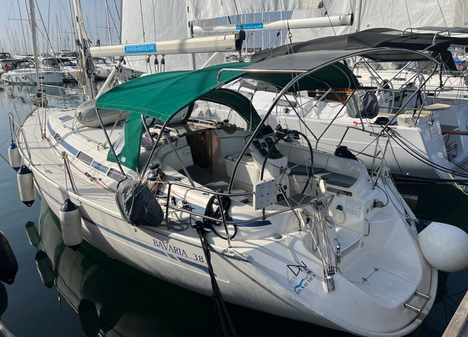 Bavaria 38
