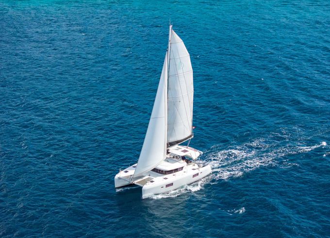 Lagoon 42