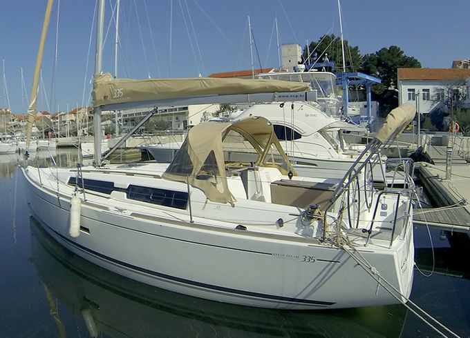 Dufour Yachts Dufour 335 Gl