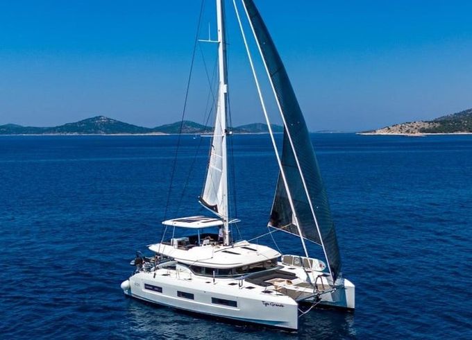Lagoon 55