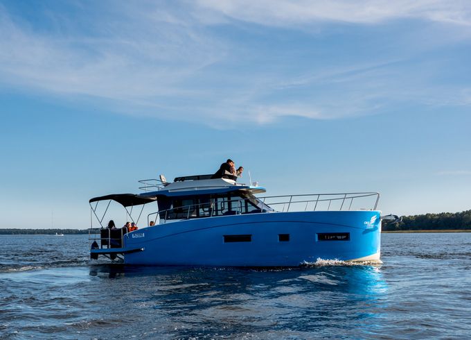 Cobra Yachts Futura 40 Grand Horizon