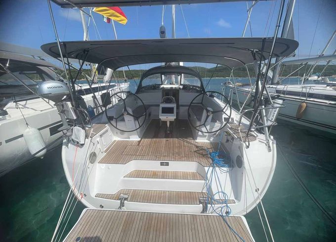 Bavaria Cruiser 46 Style