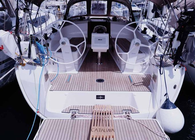 Bavaria Cruiser 37