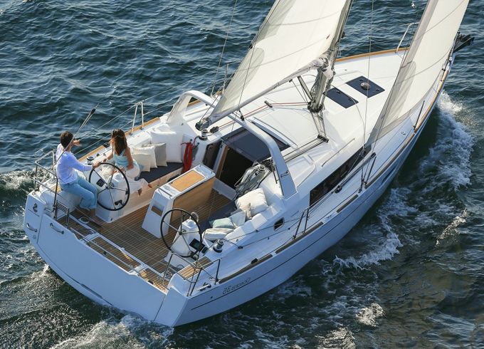 Beneteau Oceanis 35