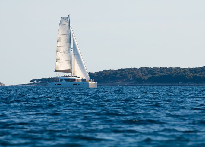Lagoon 42