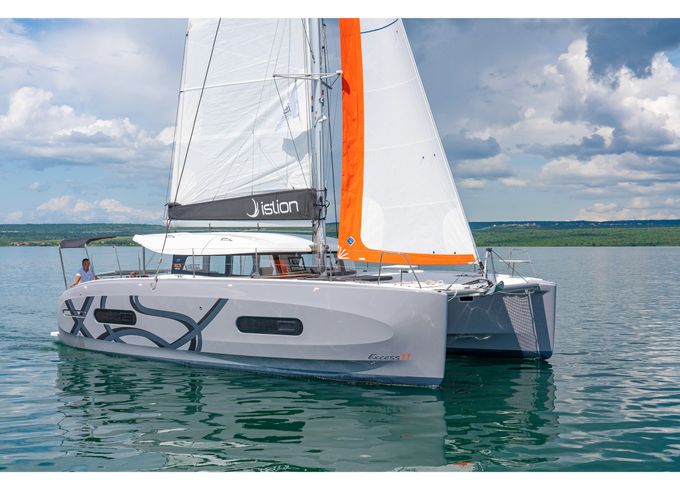 Excess Catamarans Excess 11
