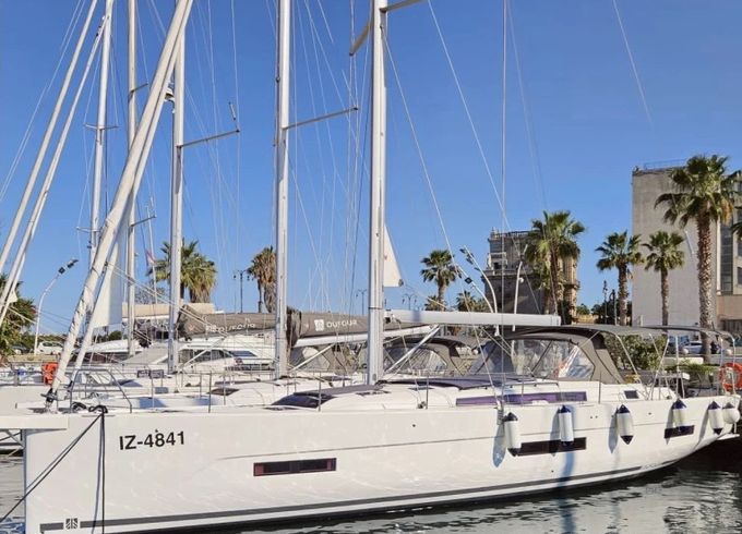 Dufour Yachts Dufour 530