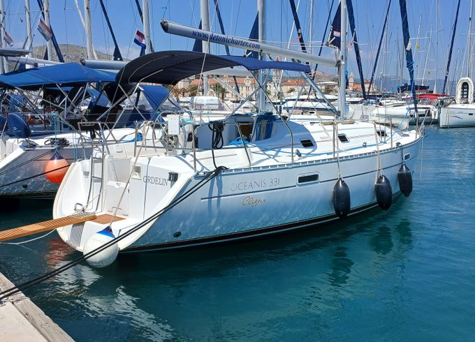 Beneteau Oceanis 331 Clipper
