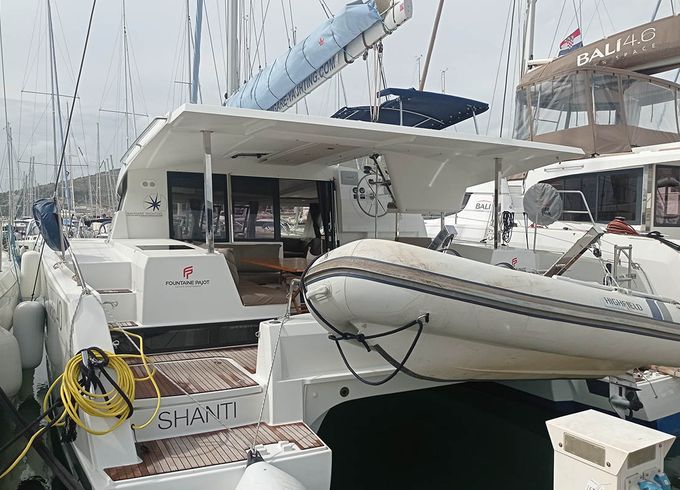 Fountaine Pajot Lucia 40