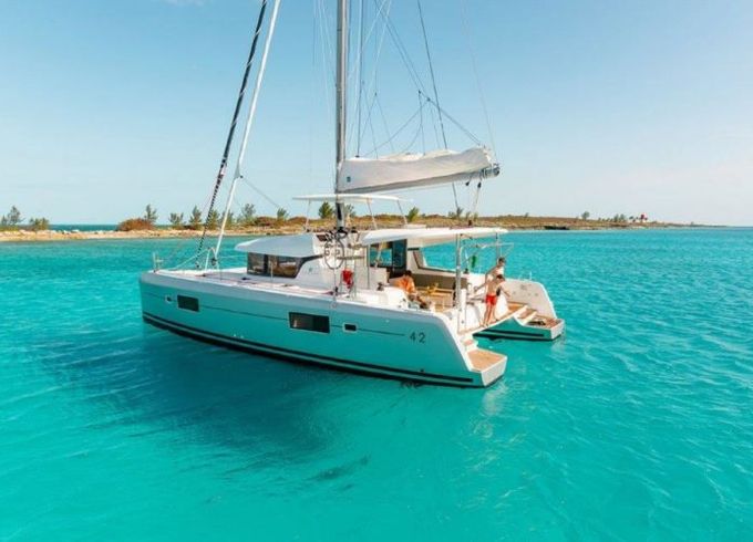 Lagoon 42