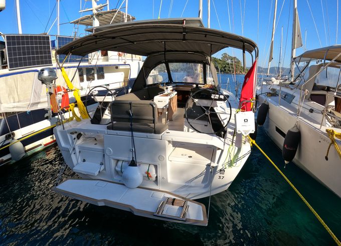Dufour Yachts Dufour 37