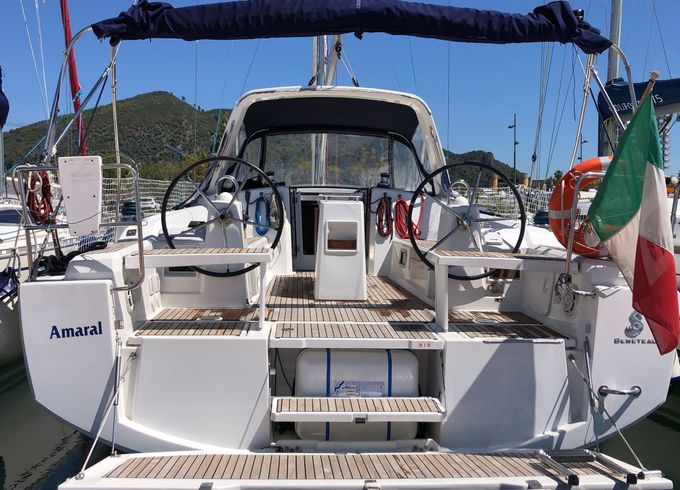 Beneteau Oceanis 38