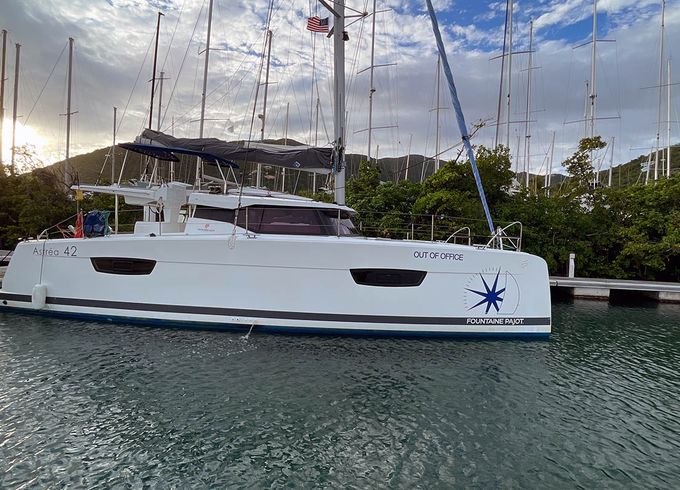Fountaine Pajot Astrea 42