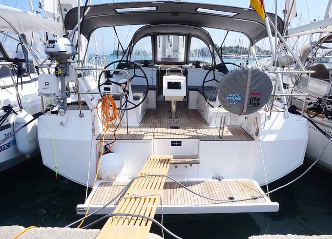 Bavaria C38