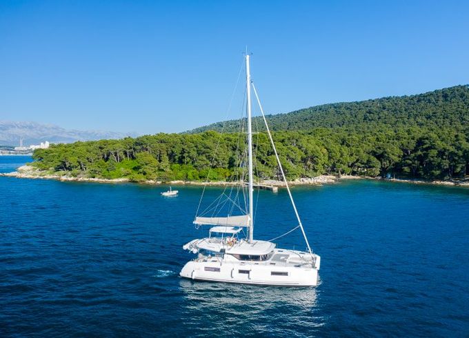 Lagoon 46