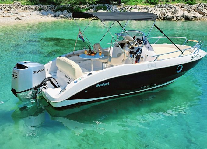 Sessa Marine Key Largo 24