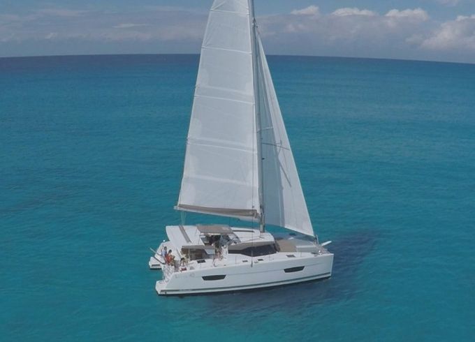 Fountaine Pajot Isla 40
