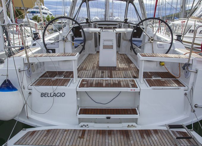 Beneteau Oceanis 38.1