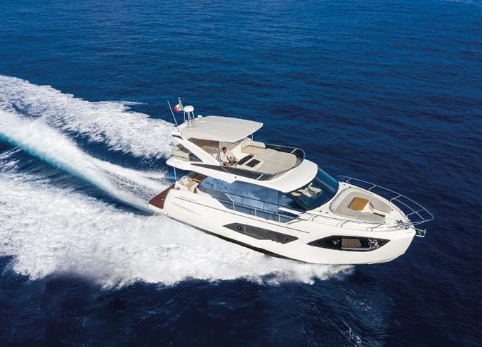 Absolute Yachts Absolute 47 Fly