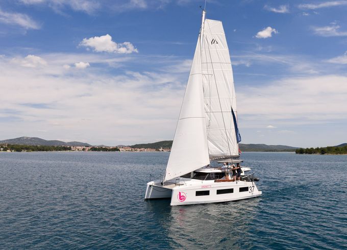 Aventura Catamarans Aventura 37