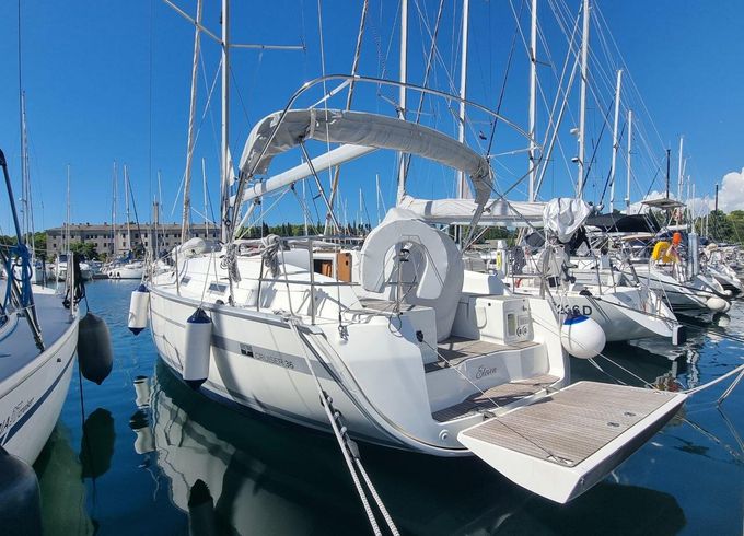 Bavaria Cruiser 36