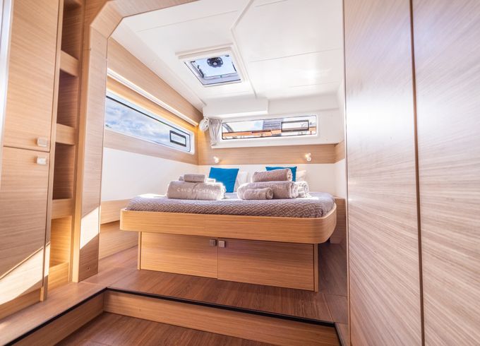 Lagoon 43