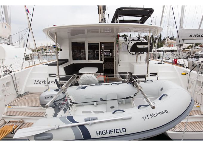 Lagoon 40