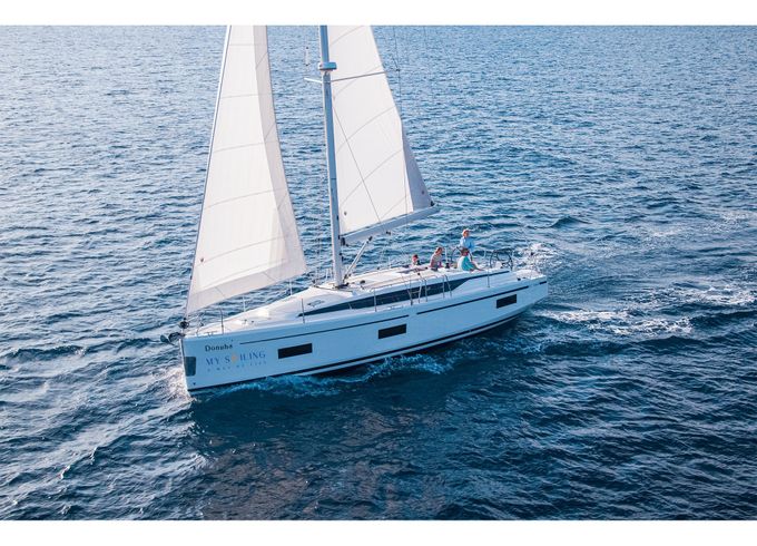 Bavaria C42