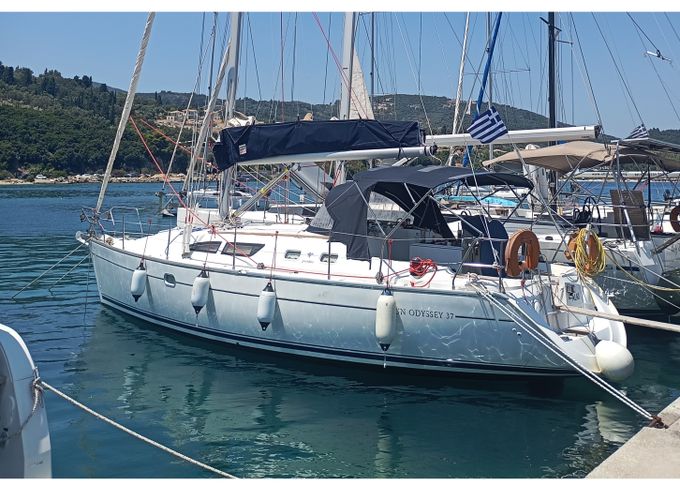 Jeanneau Sun Odyssey 37